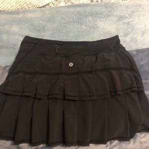 Lululemon pacesetter skirt!!